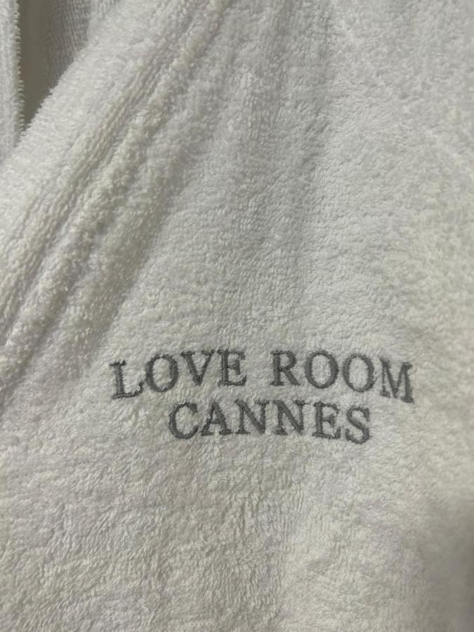 Love Room A Cannes - Appartement 25M2 Pour 2 Personnes Avec Un Jacuzzi Prive Экстерьер фото